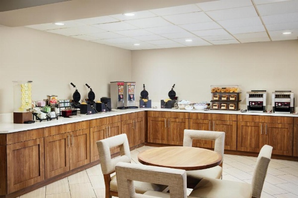 Staybridge Suites - Orlando Royale Parc Suites image 9